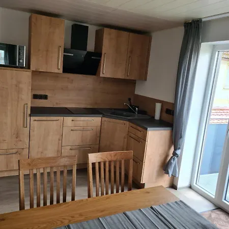Pension Zum Grunen Wald Guest house Feuchtwangen