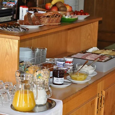 Guest house Pension Zum Grunen Wald Feuchtwangen