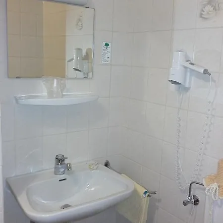 Guest house Pension Zum Grunen Wald Feuchtwangen