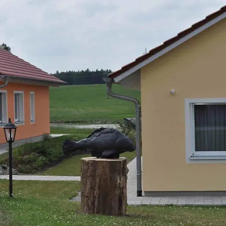 Pension Zum Grunen Wald 2*