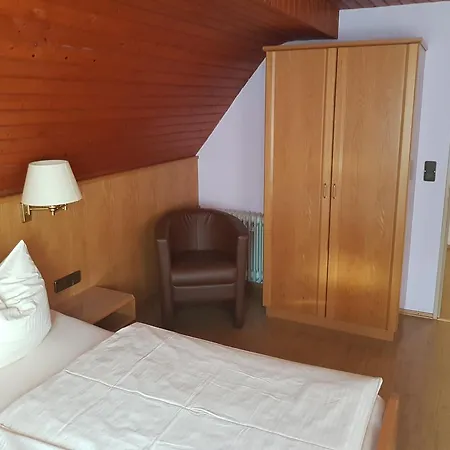 Pension Zum Grunen Wald Feuchtwangen