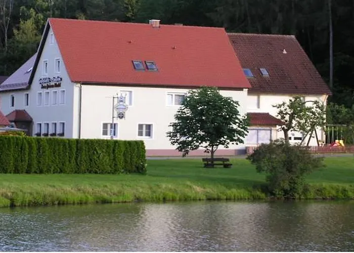 Zum Grünen Wald Pensión