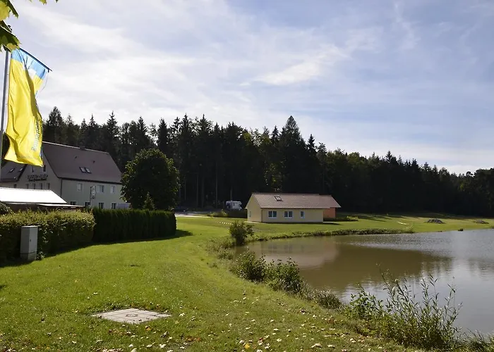 Gasthuis Zum Gruenen Wald Feuchtwangen